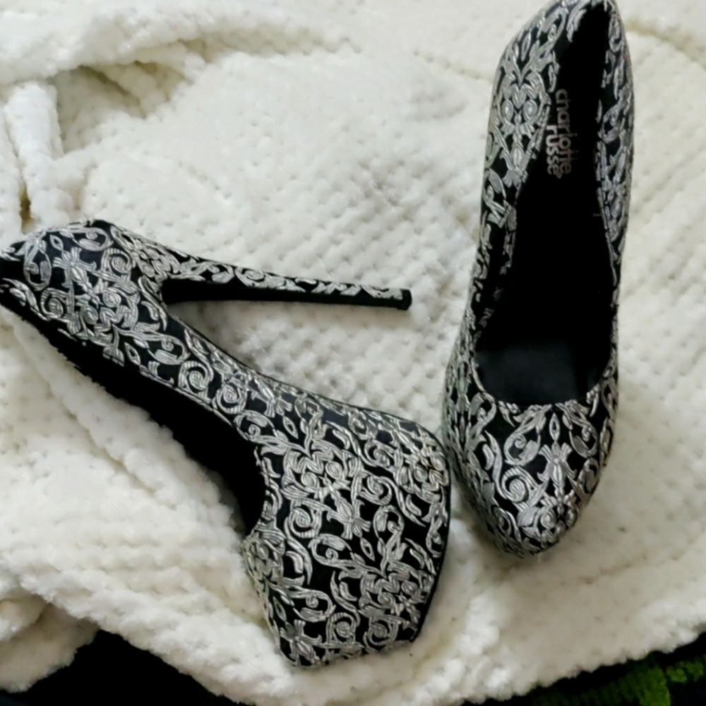 Charlotte russe sliver/ Navy blue